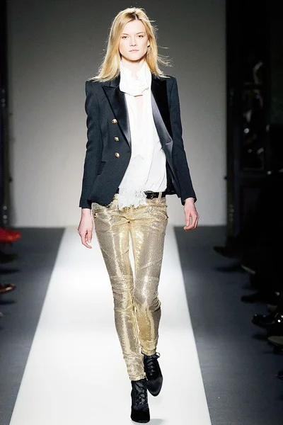 Look 34